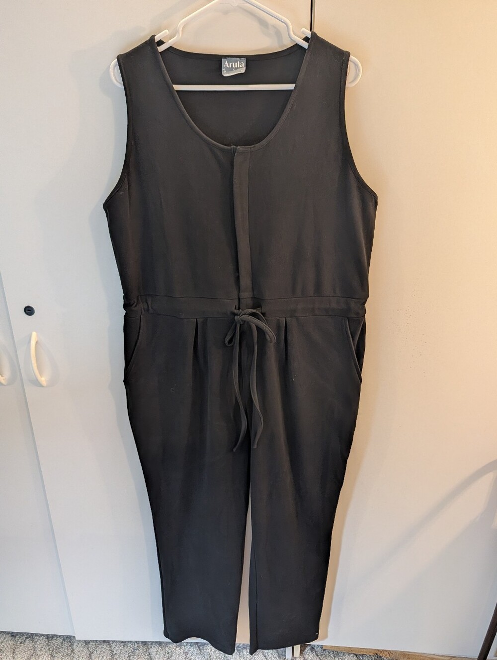 ARULA Woman's XL Black Sleeveless Drawstring-Waist Jumpsuit